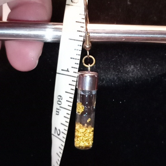 Gold Flaked Earrings- (Please read description) - Picture 6 of 9